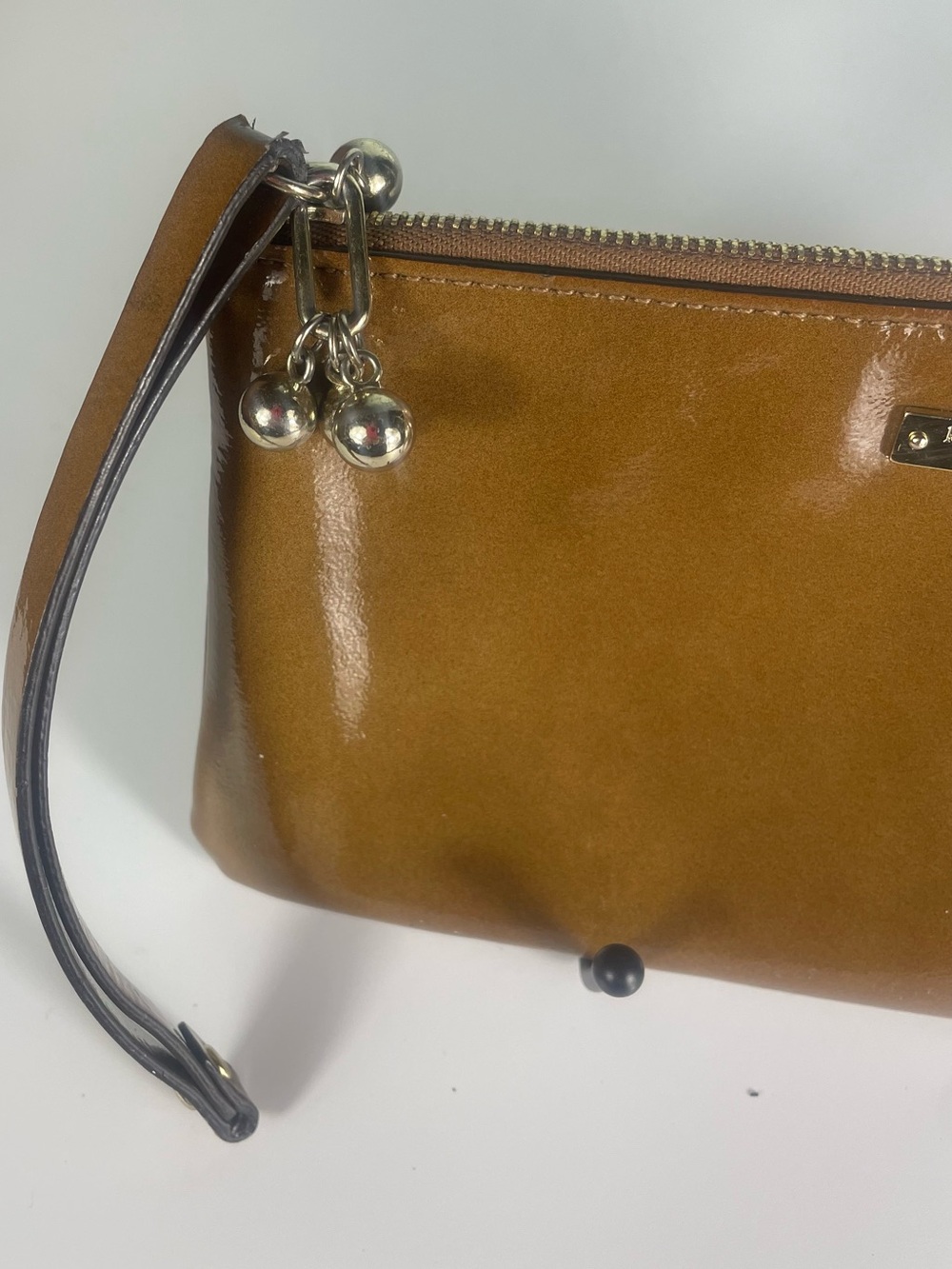 Kate Spade NY Harrison St Jenny Ann Patent Wristlet Y2K - Picture 3 of 11